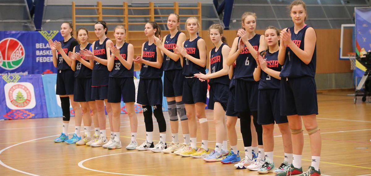 В расширенном списке женской сборной U16 — 24 игрока