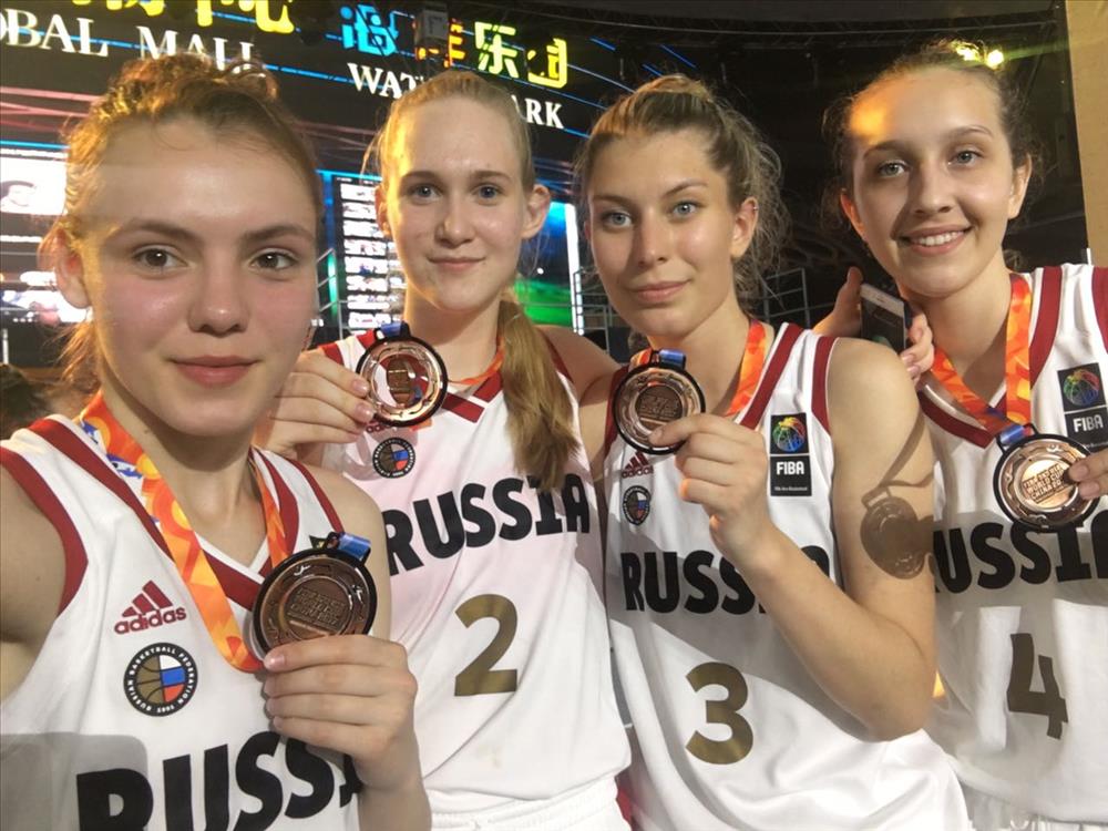 Российская женская сборная завоевала бронзу чемпионата мира U18!