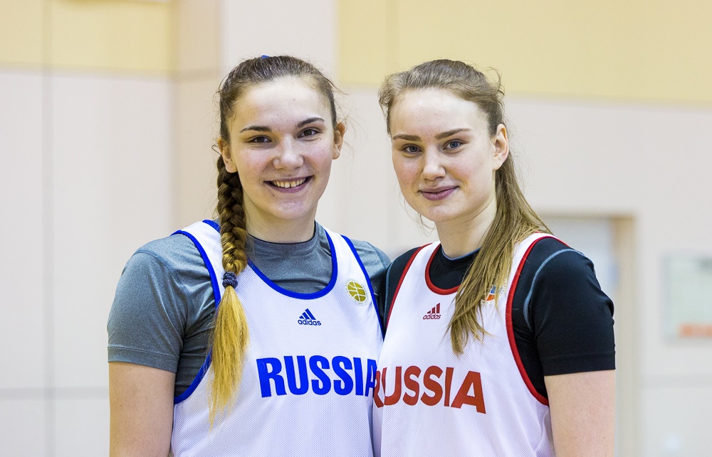 Вадеева и Мусина присоединились к сборной U19